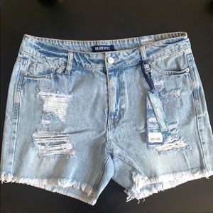 Women shorts
